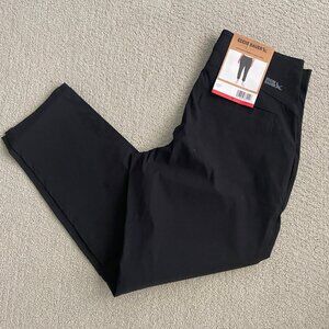 NWT Women's Eddie Bauer Horizon Straight Ankle Pant, Black Size 8